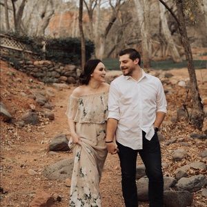 hacienda maxi dress bouquet toss